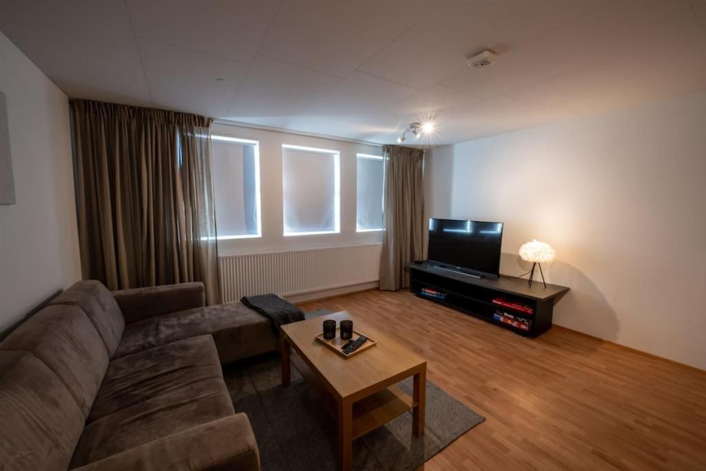 Lovely One Bedroom Apartment In Hafnarfjörður Dış mekan fotoğraf